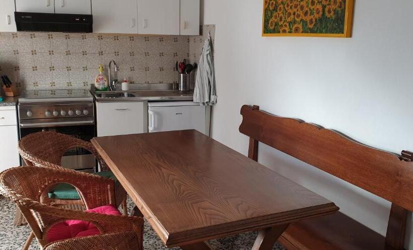 1 Bedroom Apartment River View, La Turr De Mezz