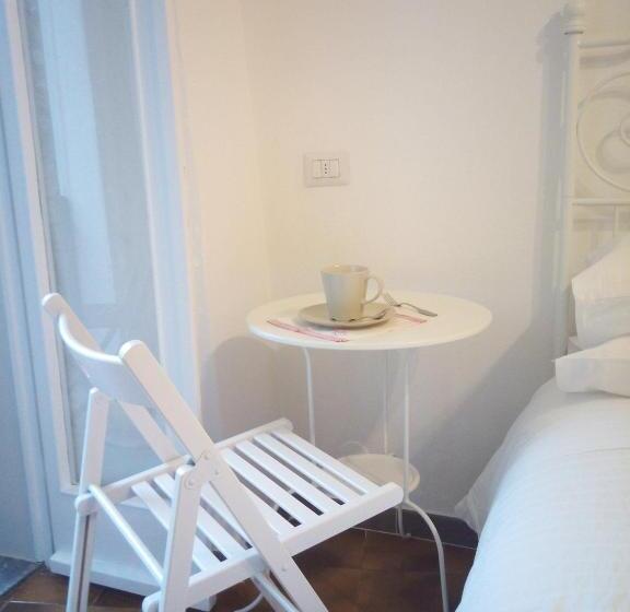 一楼标准间, La Turr De Mezz