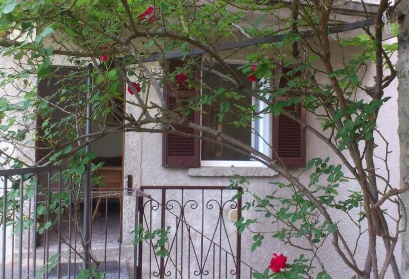 带3个卧室的公寓, La Turr De Mezz