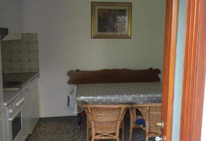 1 Bedroom Apartment River View, La Turr De Mezz