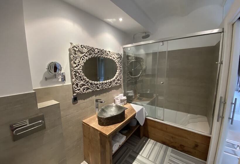 高级大房间, Mas Carreras 1846