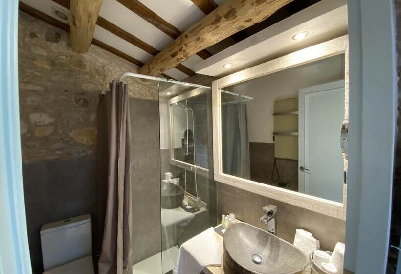 基本间, Mas Carreras 1846