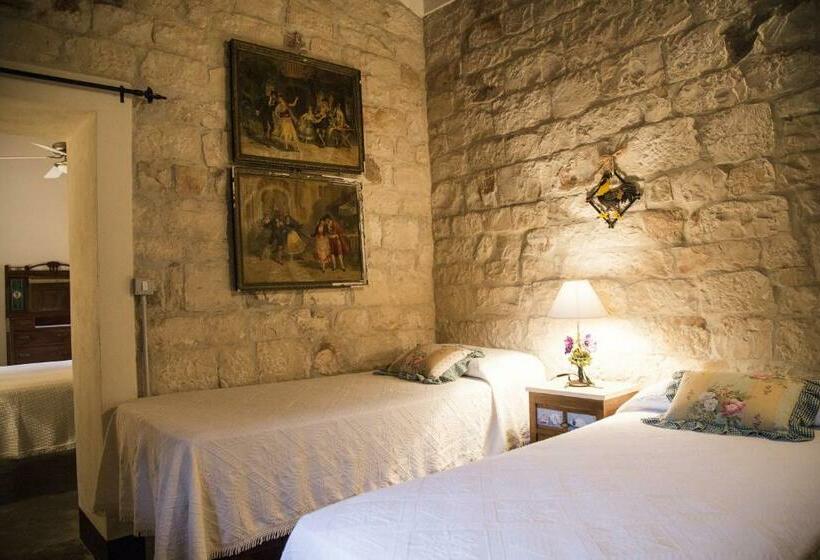 2 Bedroom Apartment With Garden, Masseria Cianciò