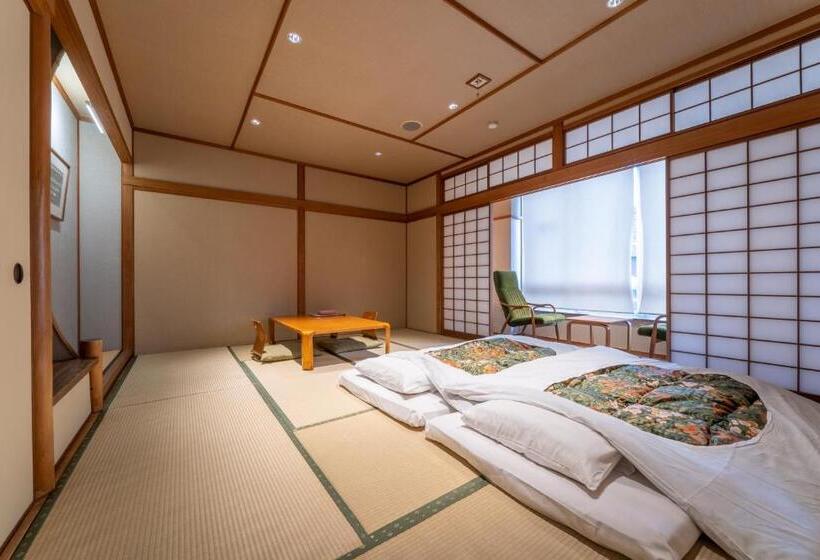 اتاق استاندارد سه نفره, Ryokan Ryokufuso