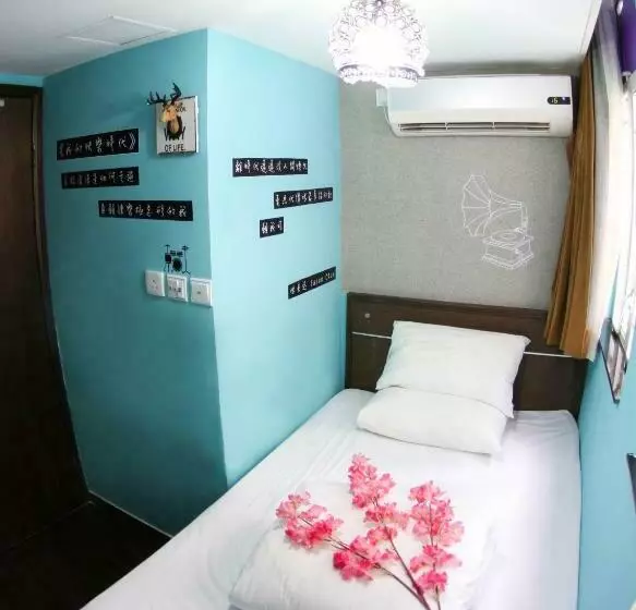 اتاق استاندارد یک نفره, Tempo Inn West Kowloon Hsr Station