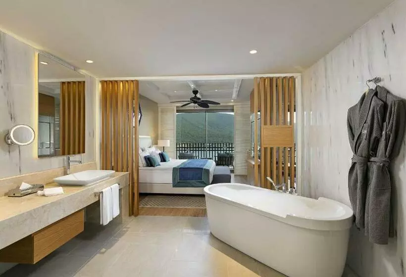 オーシャンビューデラックスルーム, Titanic Luxury Collection Bodrum