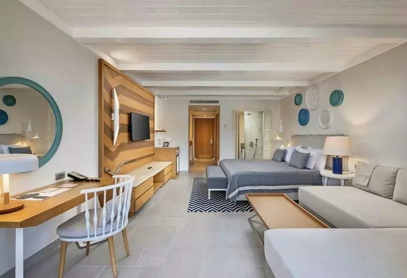 オーシャンビュースーペリアールーム, Titanic Luxury Collection Bodrum