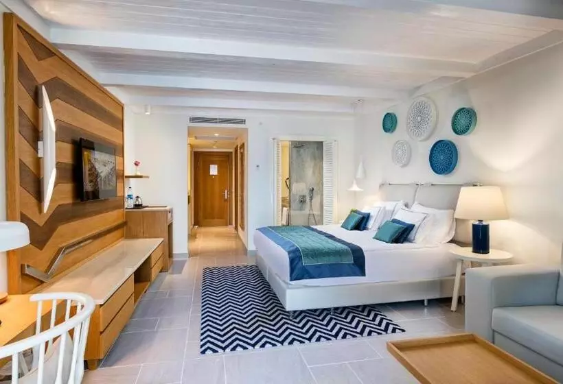 サイドオーシャンビュースタンダードルーム, Titanic Luxury Collection Bodrum