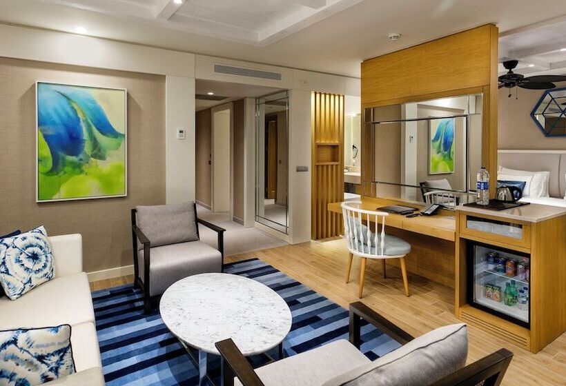 غرفة ديلوكس مطلّة علي البحر, Titanic Luxury Collection Bodrum