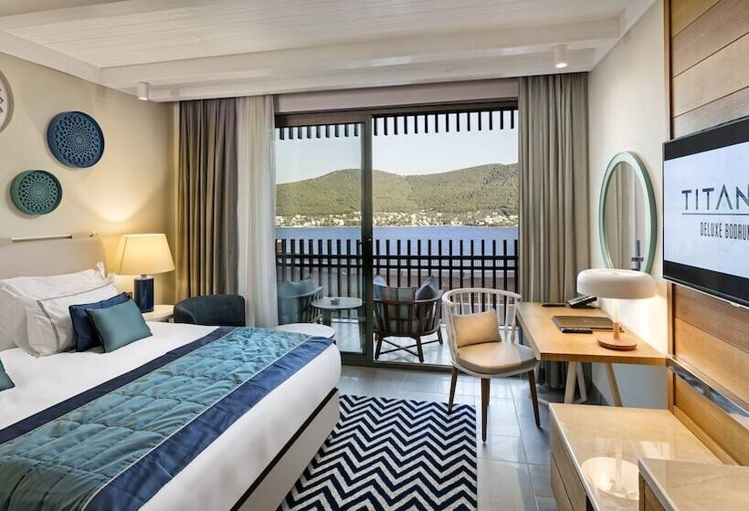 غرفة عائلية, Titanic Luxury Collection Bodrum