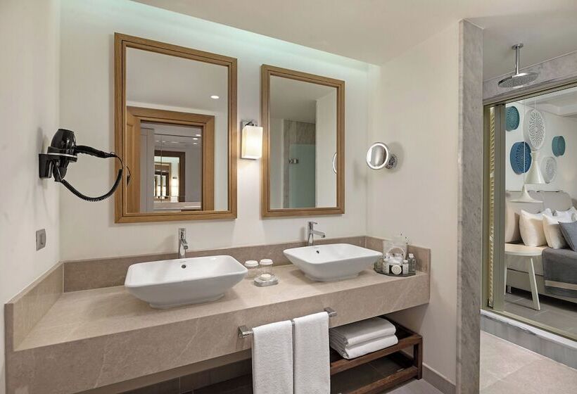 Номер Superior Вид на Море, Titanic Luxury Collection Bodrum