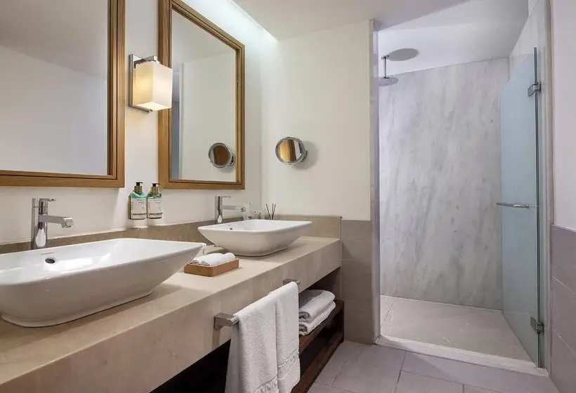 Superior swim-up room, Titanic Luxury Collection Bodrum