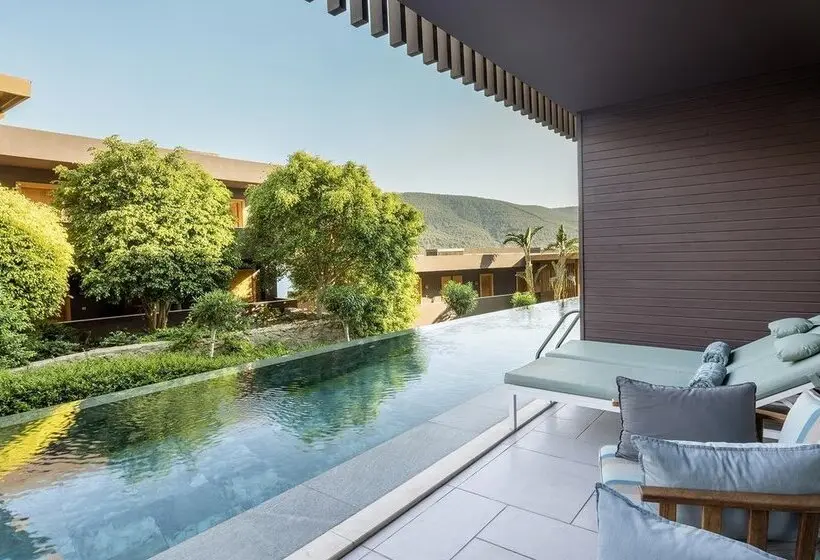 Superior swim-up room, Titanic Luxury Collection Bodrum