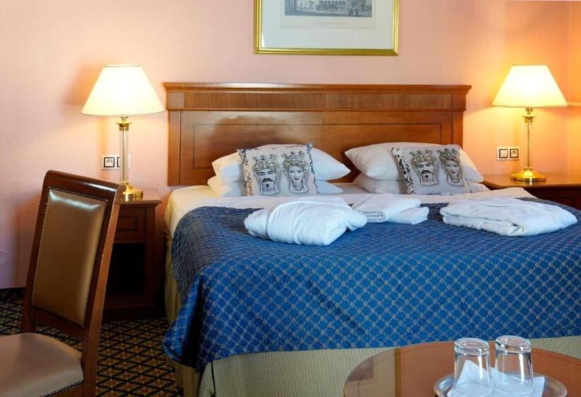 발코니 디럭스 룸, Villa Lauretta