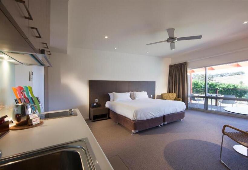 Люкс, Longview Vineyard