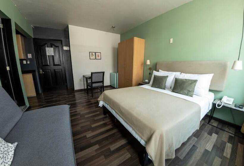 ベーシックワンルーム, Lusitania Suites