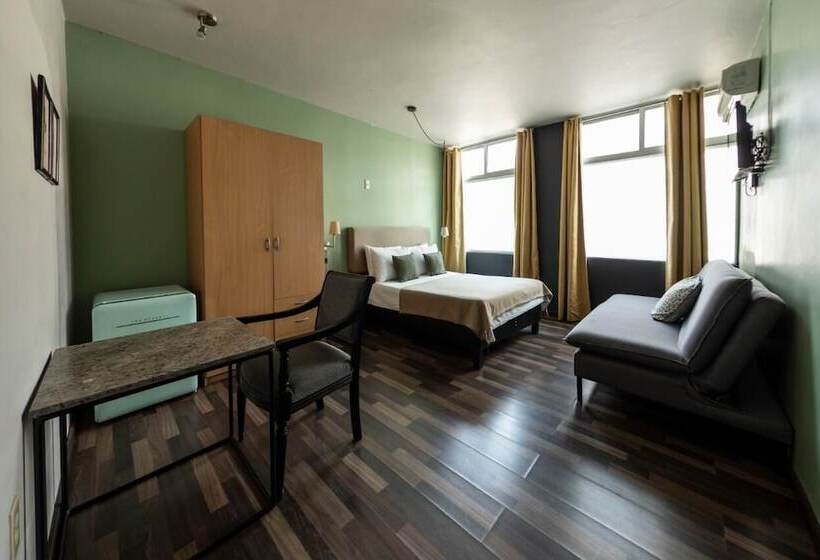 ベーシックワンルーム, Lusitania Suites