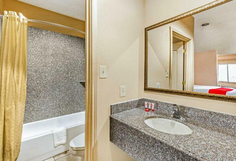 스탠다드 룸 킹사이즈 침대, American Inn & Suites