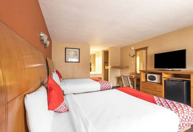 스탠다드 룸 더블 침대 2개, American Inn & Suites