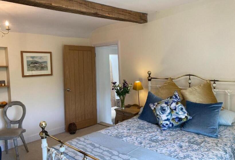 스탠다드 룸 킹사이즈 침대, Slades Farm