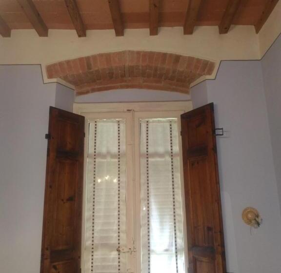 اتاق استاندارد, Angelini