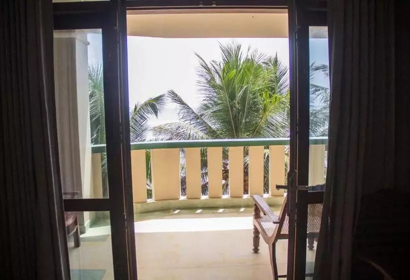 オーシャンビューデラックスルームバルコニー付き, Coconut Bar Sea Lodge