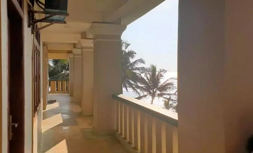 オーシャンビューファミリールーム, Coconut Bar Sea Lodge