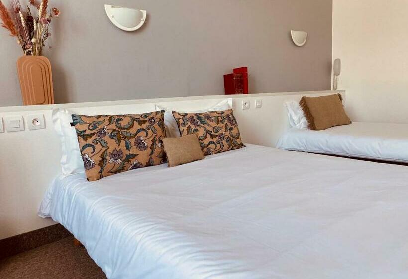 اتاق استاندارد سه نفره, De L Europe