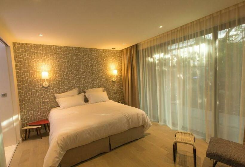 テラス付きスタンダードルーム, Eden Lodge Paris