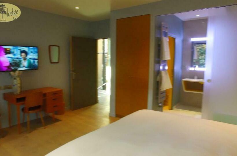 バルコニー付きデラックスルーム, Eden Lodge Paris