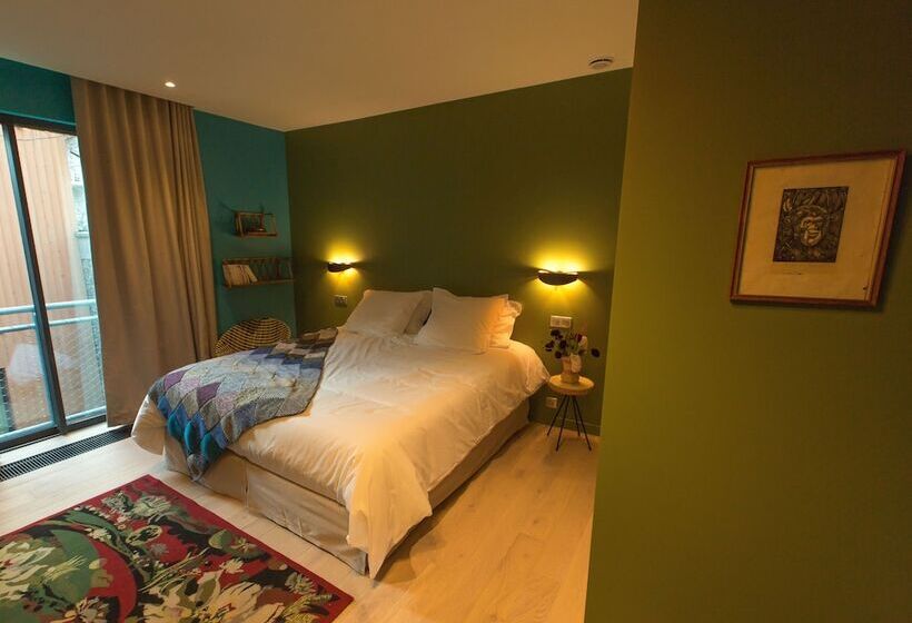 スタンダードルーム, Eden Lodge Paris