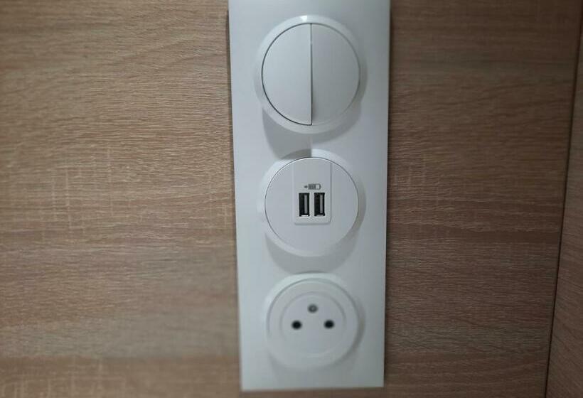 غرفة قياسية سرير مزدوج, Kyriad Direct Caen Nord Memorial