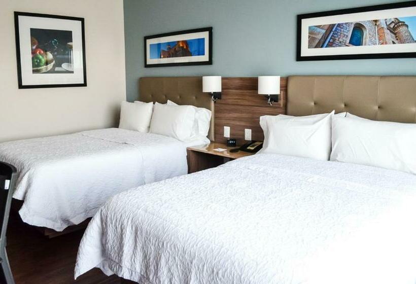 חדר סטנדרט שתי מיטות זוגיות, Hampton Inn By Hilton Durango
