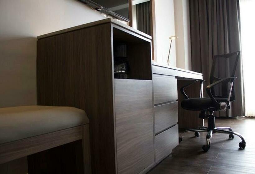 חדר סטנדרט עם מיטת קינג, Hampton Inn By Hilton Durango