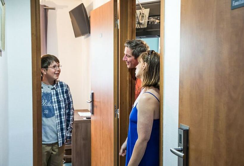 Семейный Номер, Hôtel Les Pieux En Cotentin