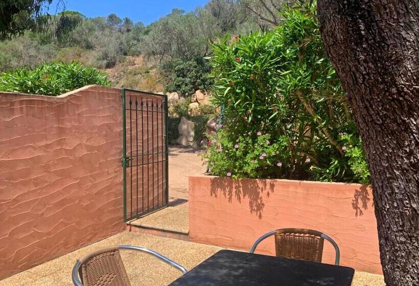 スタンダードルーム, Maora Village