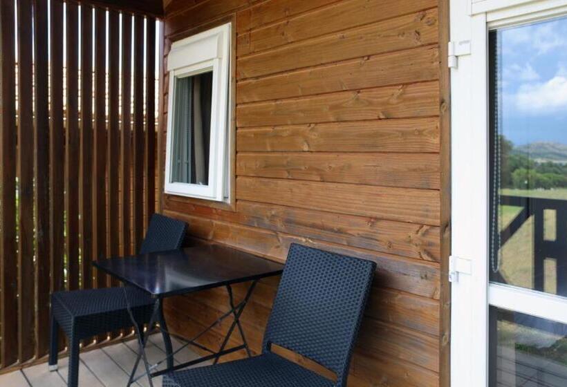 スタンダードルーム, Maora Village