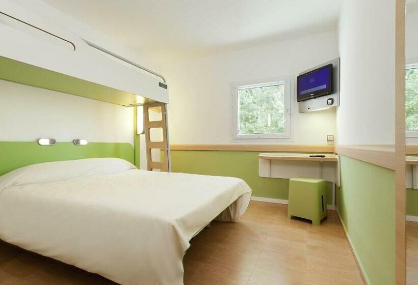 Номер Стандарт с Койками, Ibis Budget Sucy En Brie