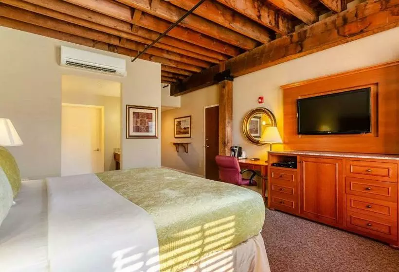 キングサイズベッドのスタンダードルーム, Jackson Park Inn, Ascend Hotel Collection