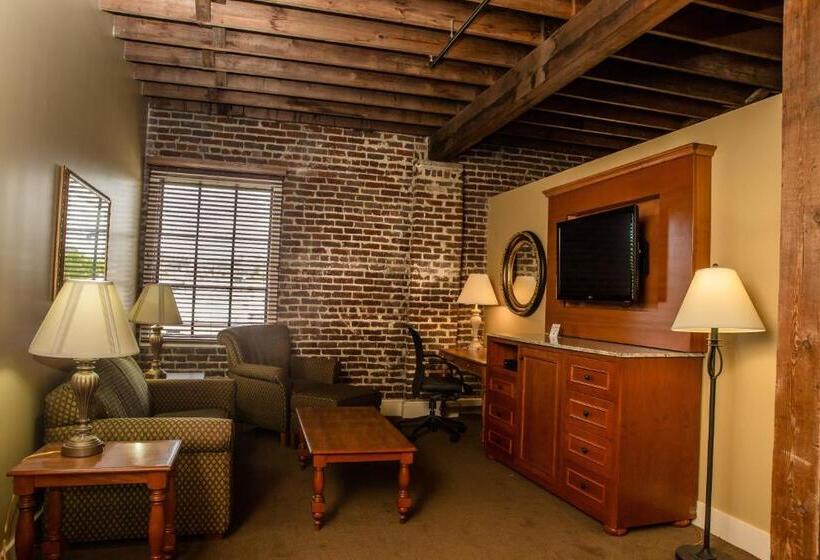 스위트 킹사이즈 침대, Jackson Park Inn, Ascend Hotel Collection