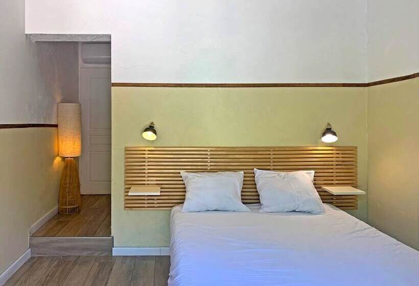 スタンダードルーム, Maora Village