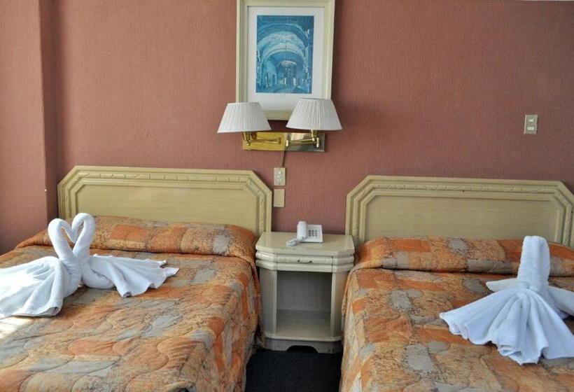 غرفة قياسية رباعية, María Teresa