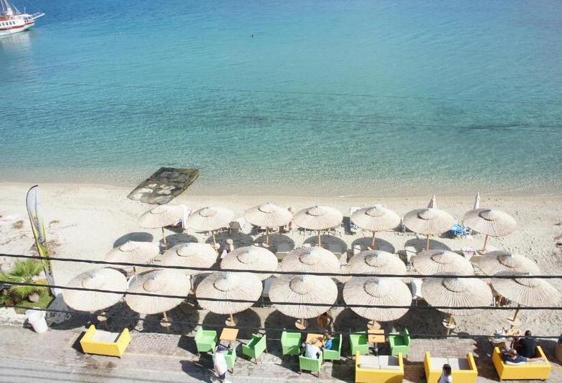 Suíte Júnior Vista Mar, Marabou