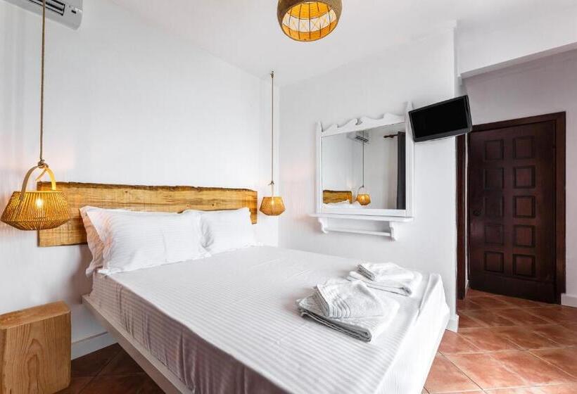 Quarto Estandar Vista Mar com Sacada, Marabou