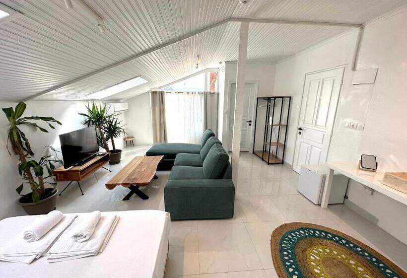 Quarto Estandar Cama King, Marabou