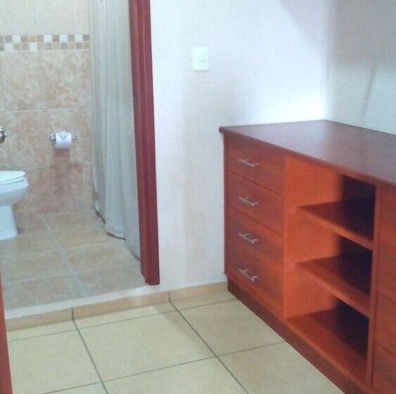 סוויטה אקזקיוטיב, Rs