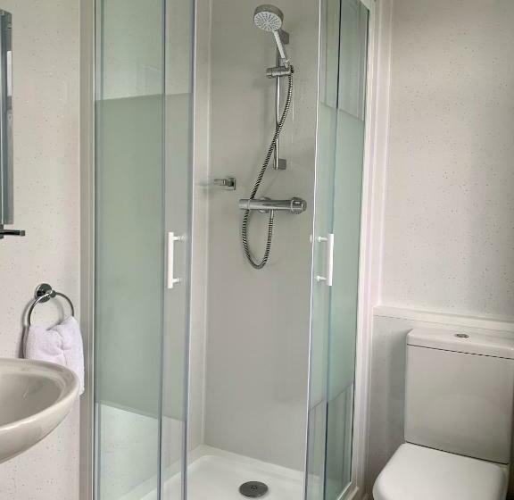 اتاق استاندارد, Sarum Apart