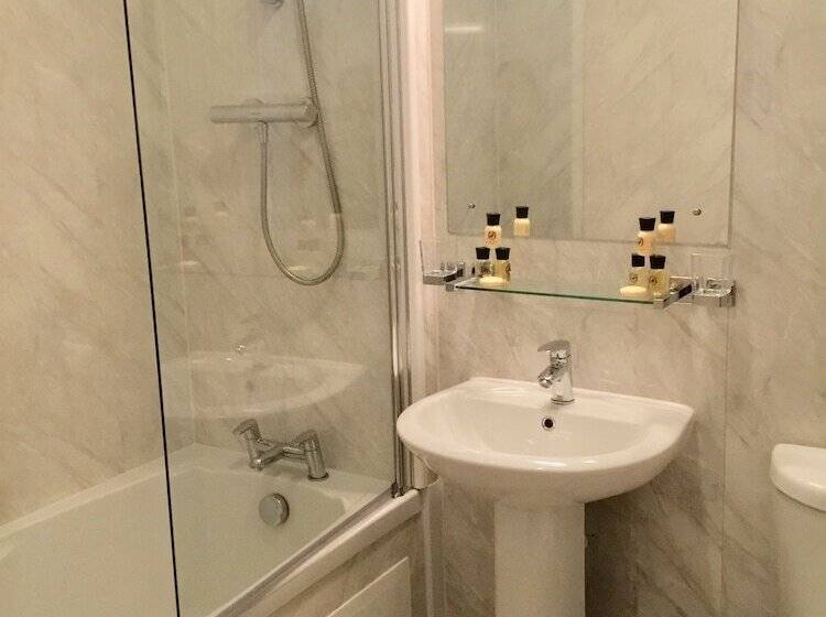 اتاق استاندارد, Sarum Apart