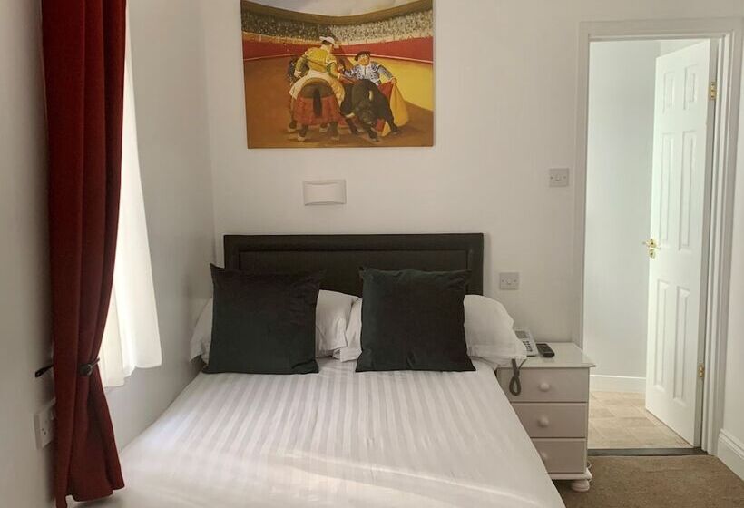 اتاق استاندارد یک نفره, Sarum Apart