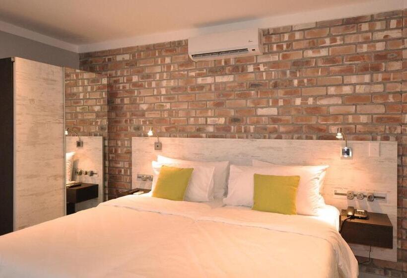 اتاق استاندارد با بالکن, Swakopmund Plaza